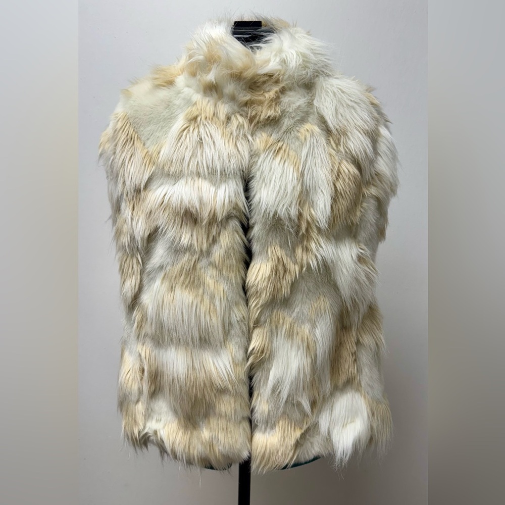 Faux Frenzi By Dena Vest Size Medium White/ Tan Hook Closure Side Pockets